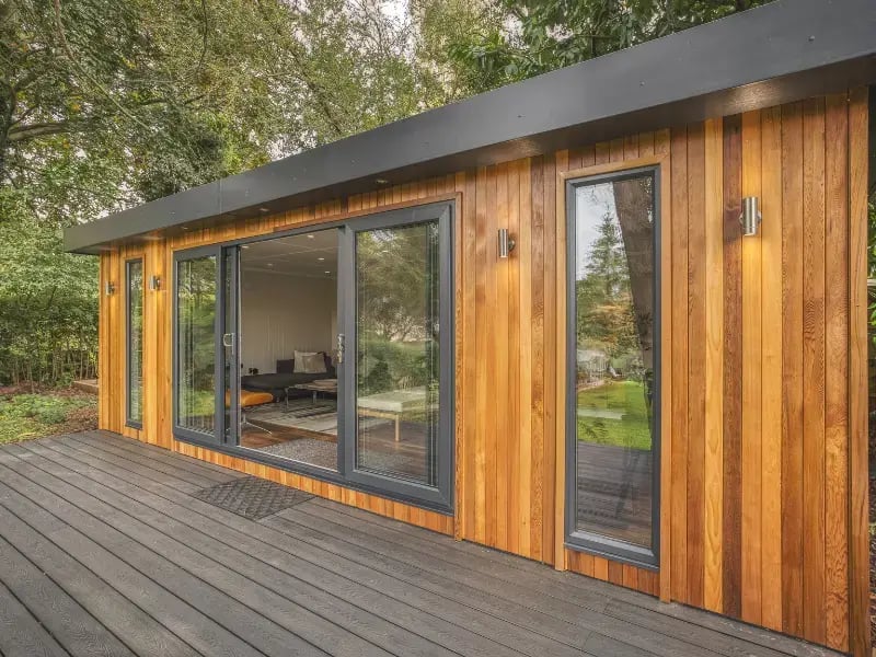 A peaceful retreat in the heart of the garden